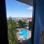 Апартаменти Делфин Марина Апартамент Свети Влас