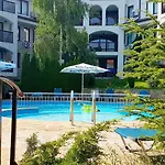 Апартаменти Делфин Марина