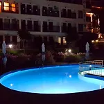 Apartment Delfin Port Apartments - Prime Location & Parking & Pet Friendly