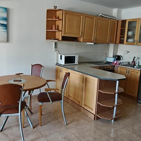 Marina Delfin - Location & Pet Friendly *
