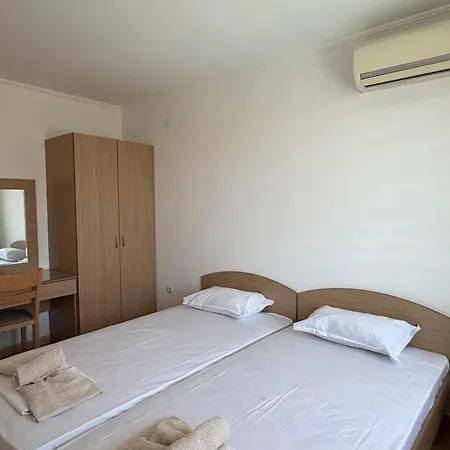 Delfin Port - Prime Location & Parking & Pet Friendly شقة *