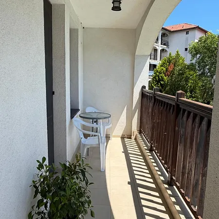 Delfin Port - Prime Location & Parking & Pet Friendly Apartment Sveti Vlas