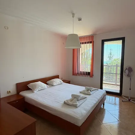 Delfin Port - Prime Location & Parking & Pet Friendly سفيتي فلاس