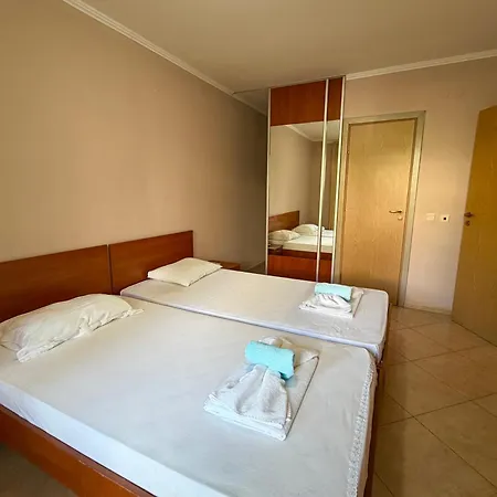 Delfin Port - Prime Location & Parking & Pet Friendly سفيتي فلاس